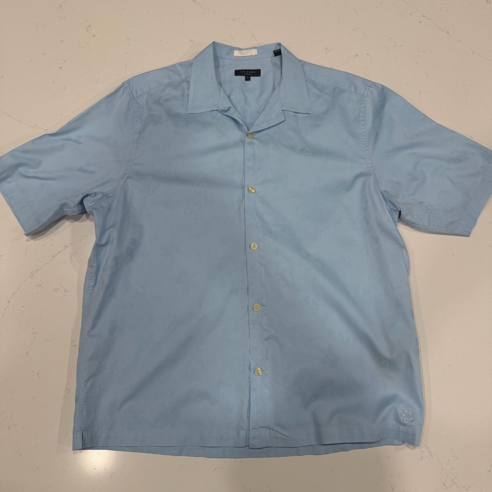 Ted Baker Men’s Light Blue Floral Print Shirt Sleeve Button Up Shirt - Large